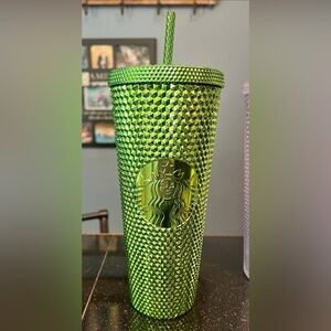 Green Christmas edition Starbucks cup